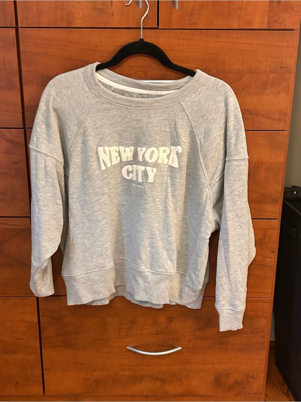 Lou & Grey Light Gray 'New York City' Crewneck Sweatshirt